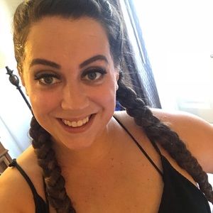 Meet your Posher, Samantha